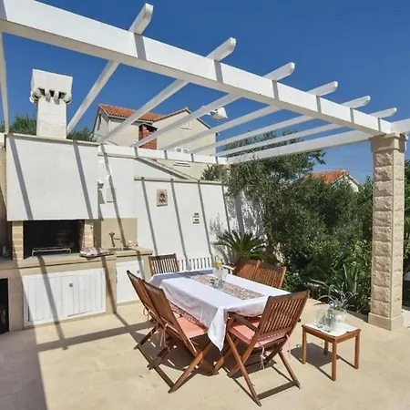 Family-friendly With Swimming Pool Supetar, Brac - 16774 Apartman *
